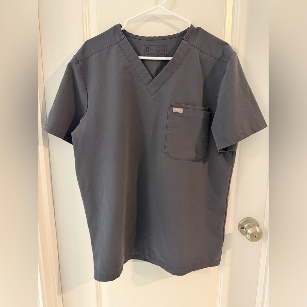 Figs Men Leon Three-Pocket Scrub Top Black Medium